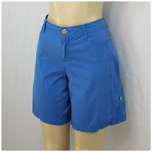 DKNY JEANS, Flat Front Shorts, size 12 - Picture 4 of 8